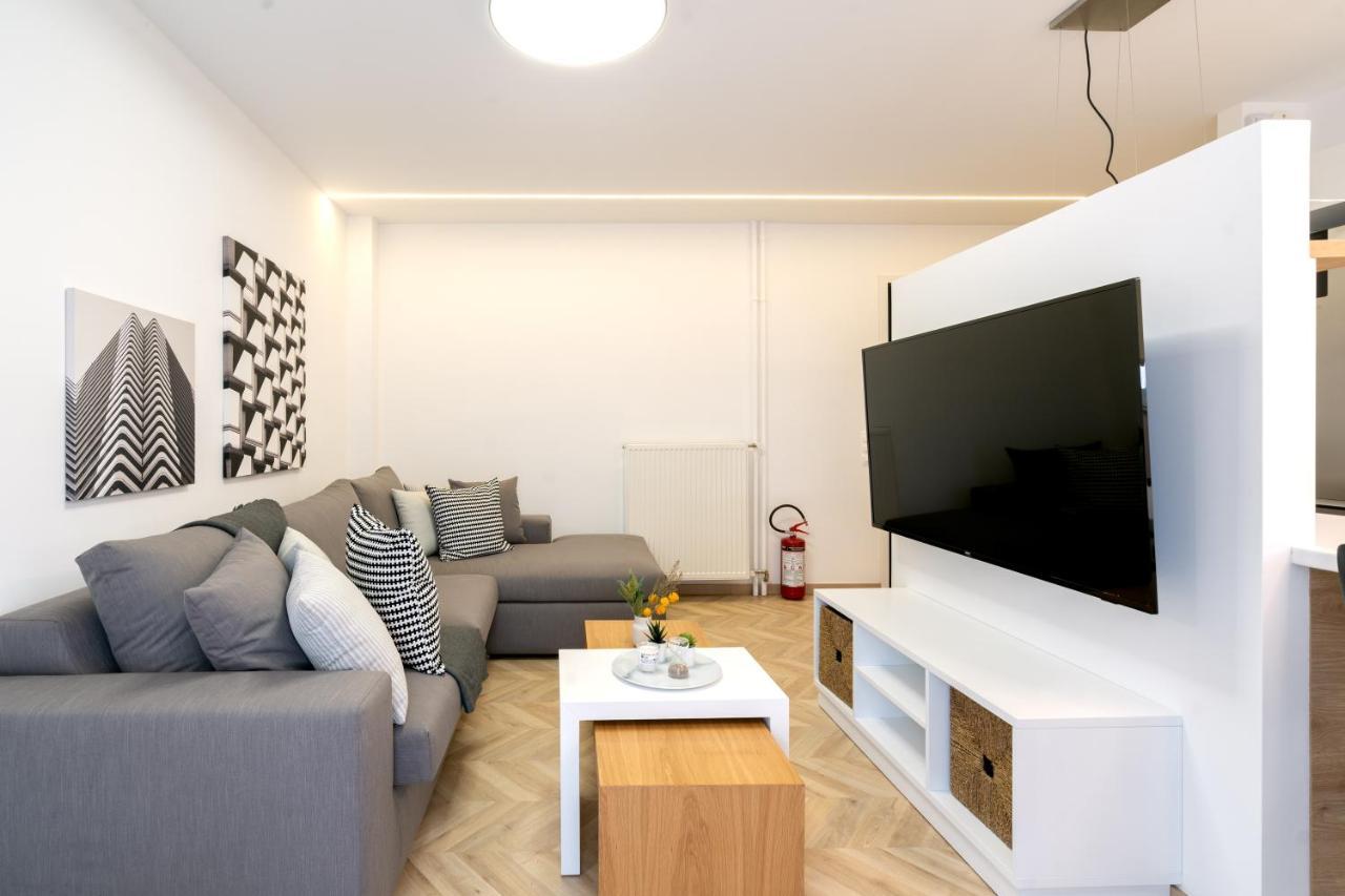 Pagrati'S Best Apartment Athen Eksteriør billede