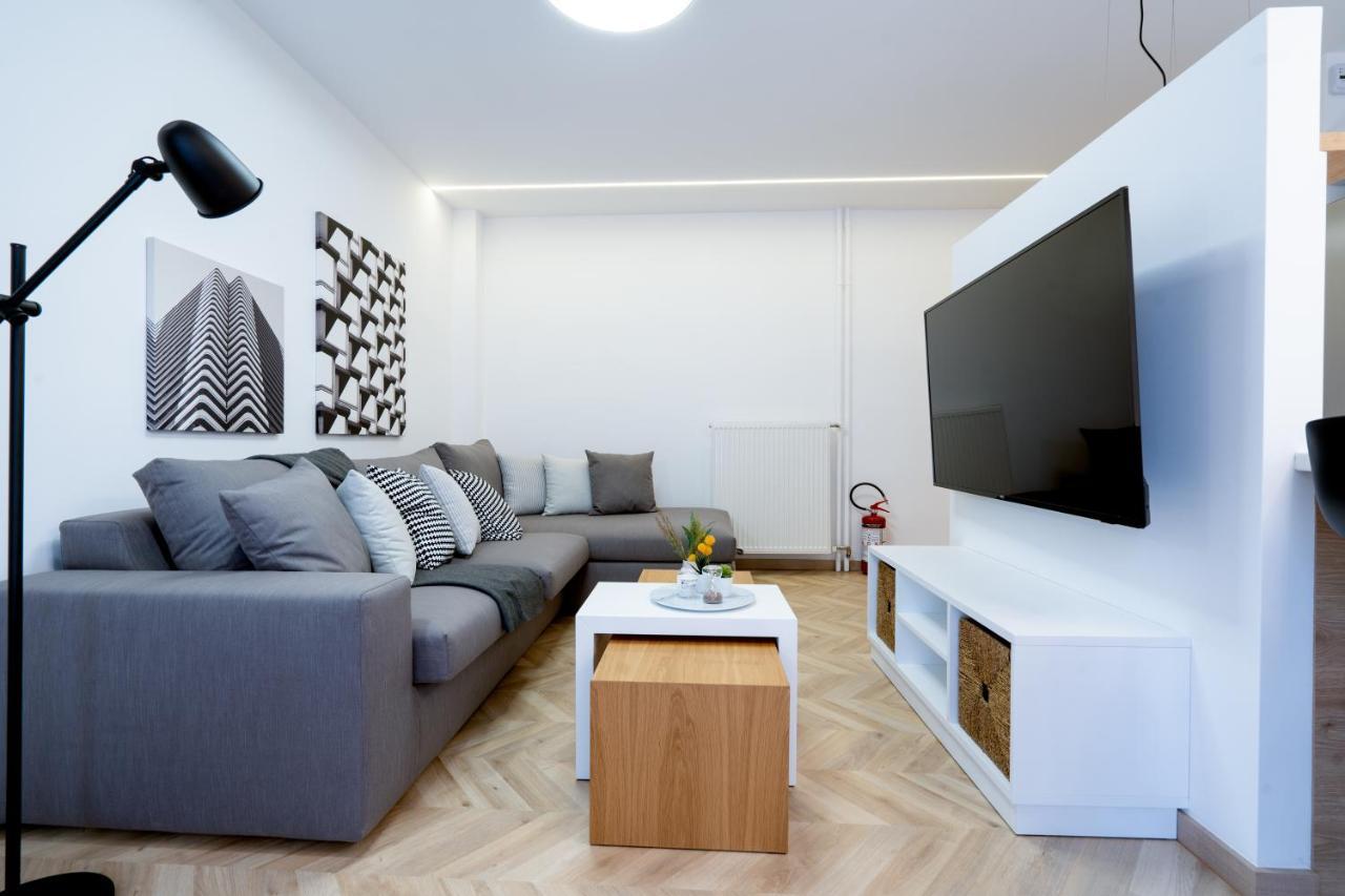 Pagrati'S Best Apartment Athen Eksteriør billede